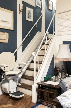 Monte escalier droit